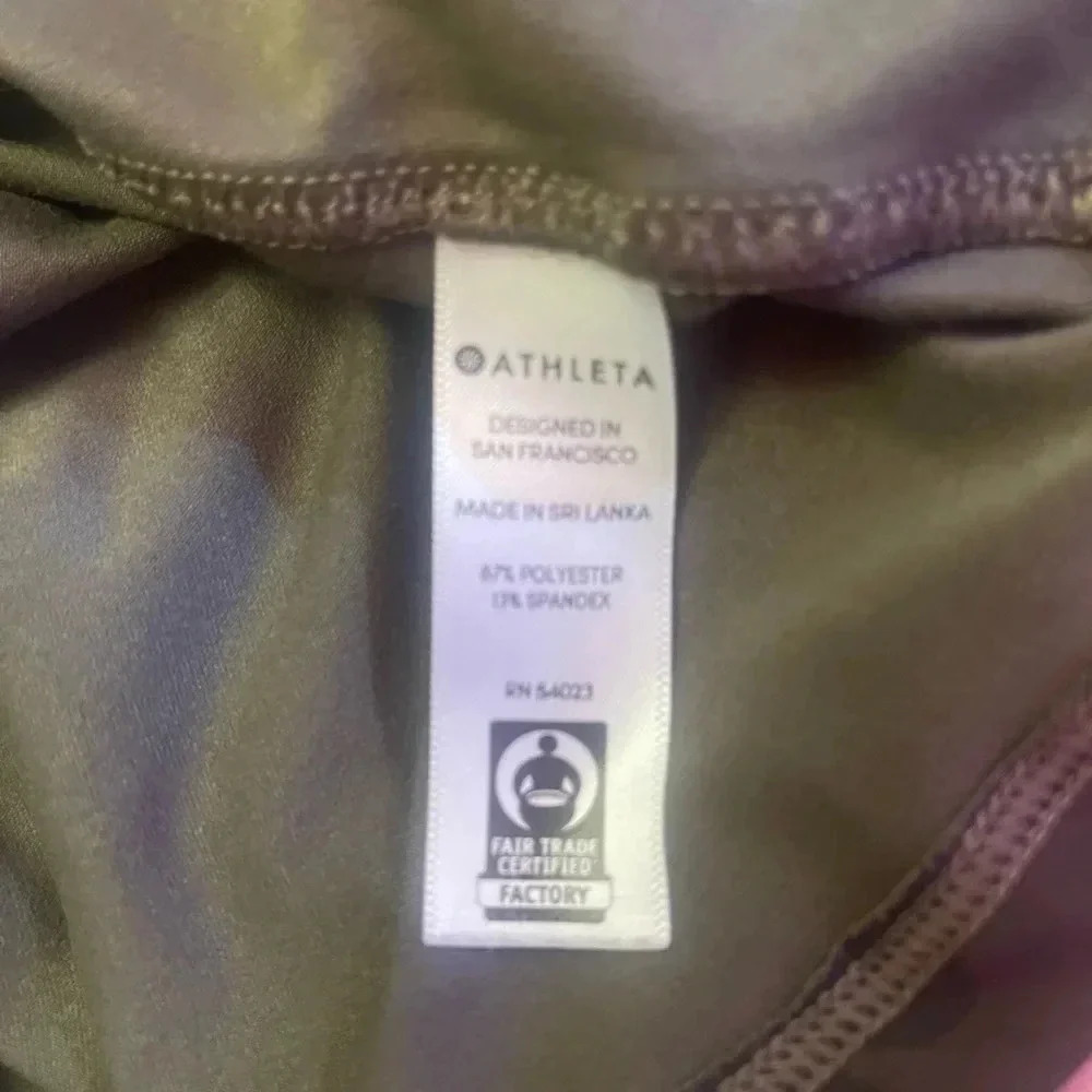 Athleta camo tank top EUC XS - Picture 4 of 5